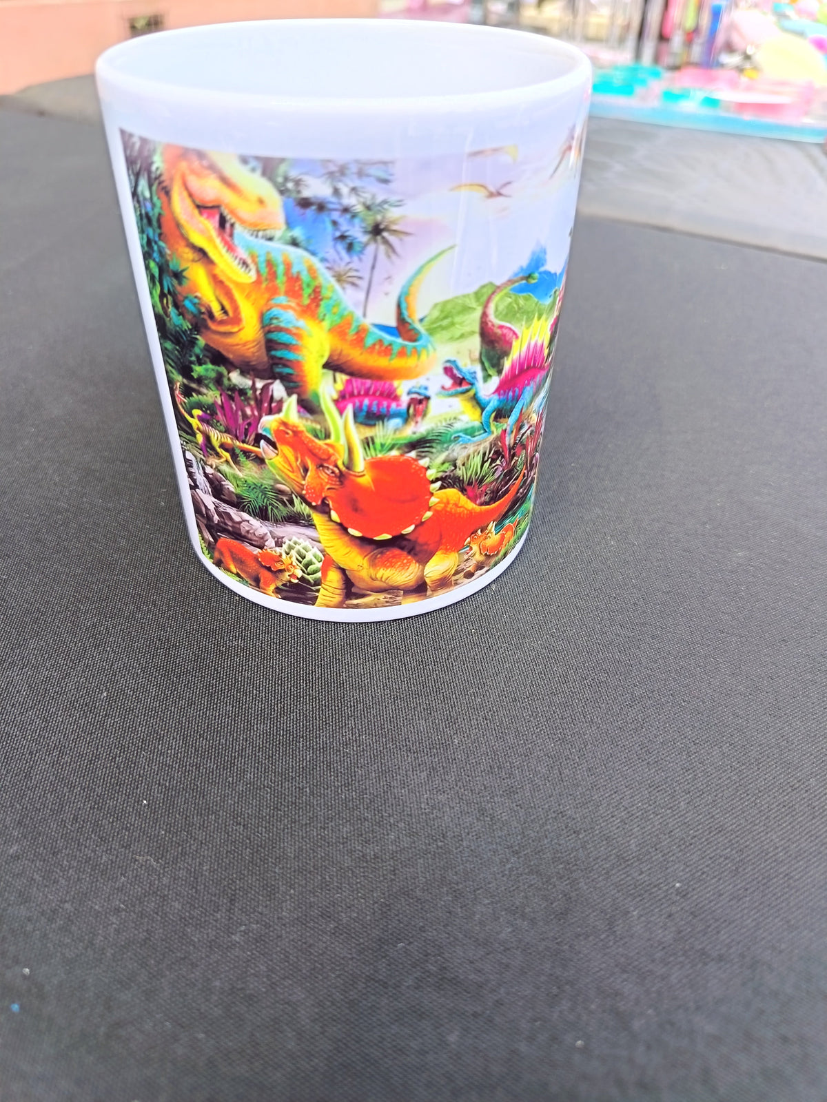 Tasse Dinosaures - T-Rex et Tricératops en action