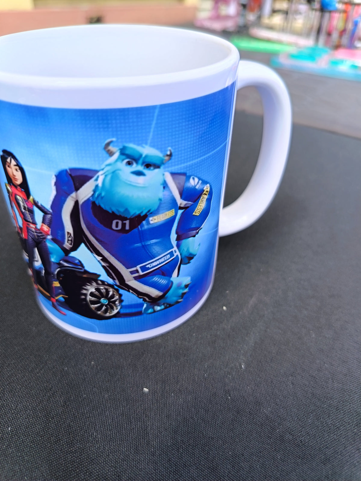 Tasse Disney Heroes - Mulan et Sulli vue avec anse