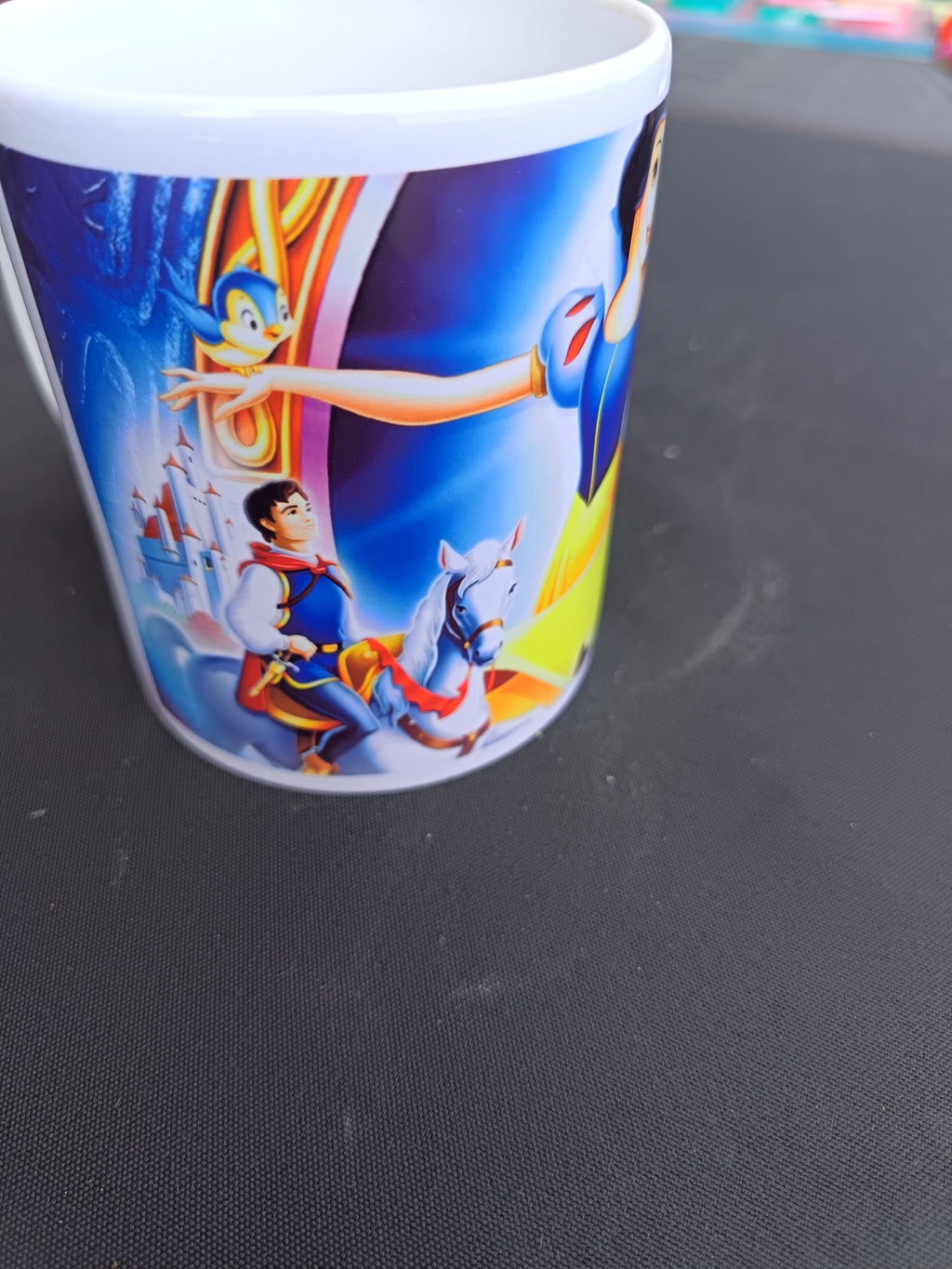 Tasse Blanche-Neige - le prince et le château