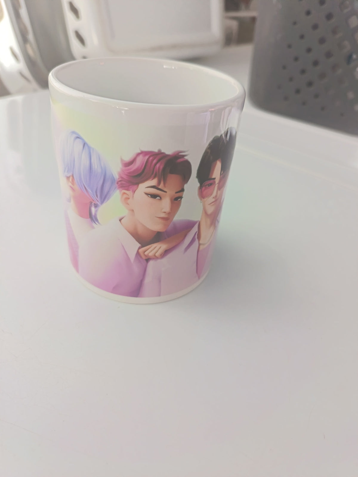 Tasse céramique K-pop anime personnages cheveux colorés pastel rose bleu