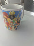 Tasse céramique One Piece Luffy Nami Zoro Sanji Chapeaux de Paille fond bleu